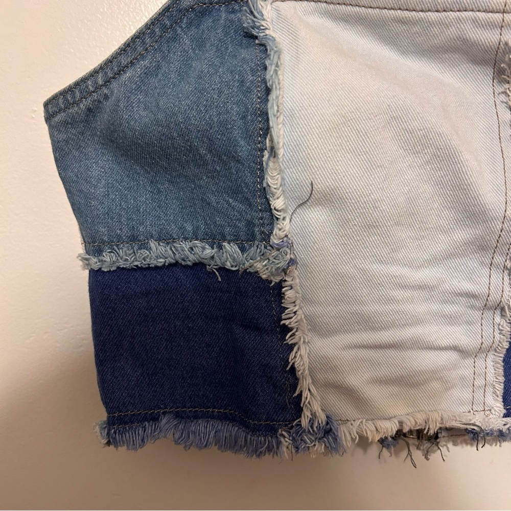 Nasty Gal • Denim patch work crop top - Picture 3 of 7